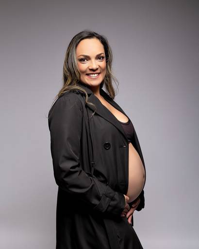 Ensaio fotográfico gestante estudio  grávida gravidez gestacao book fotografia São Carlos SP Juliana Torres Figurinos fotografa newborn recem nascido bebê poses newborn maternidade sessão  fotos de gravida