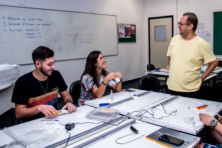 Cobertura do evento interdisciplinarer IDEAR, realizado durante dois dias na universidade São Judas - Campo Unimonte