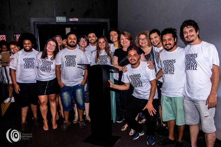 Cobertura da sessão de estréia e formatura das Oficinas Querô 