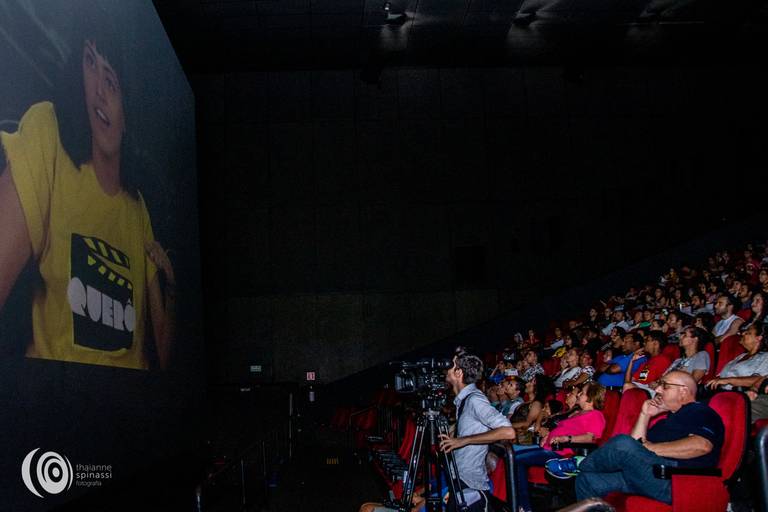 Cobertura da sessão de estréia e formatura das Oficinas Querô 