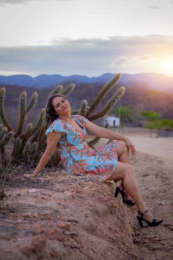 Delicadeza de uma bela dama com a dureza do sertão. Combinação boa, não acha?