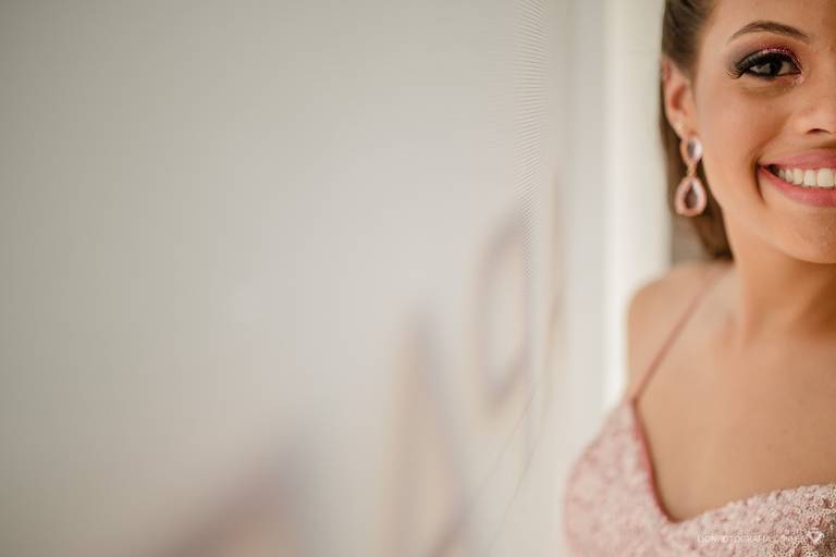 Debutante Carol durante seu making-of - São Roque - SP