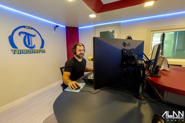 Locutor : Alan Pacheco