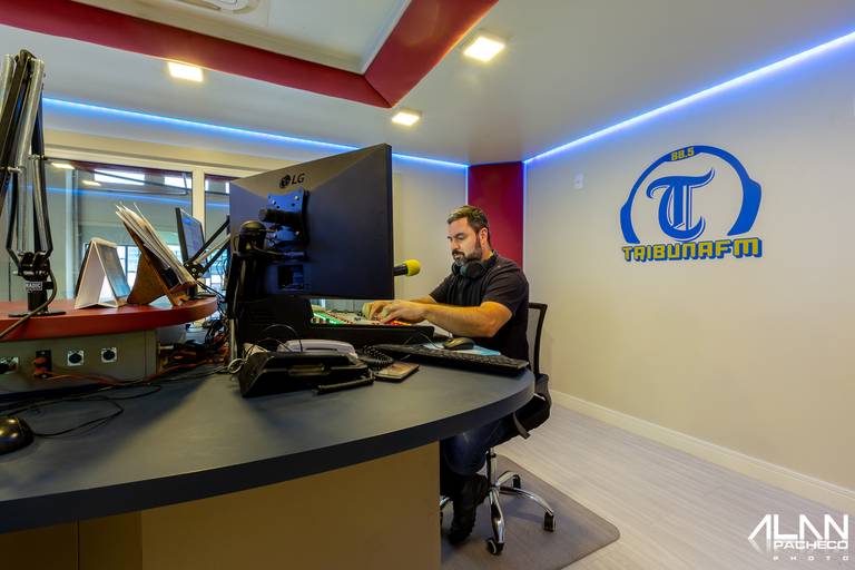 Locutor : Alan Pacheco