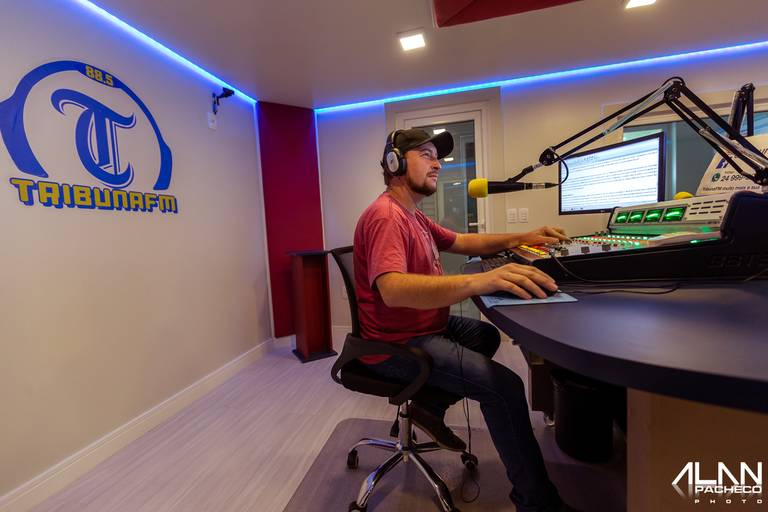 Locutor: Leandro Augusto