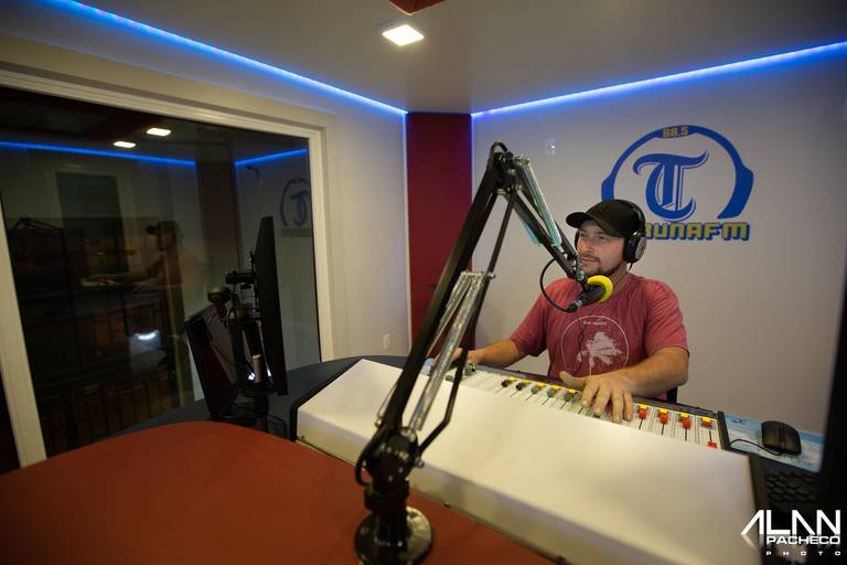 Locutor: Leandro Augusto