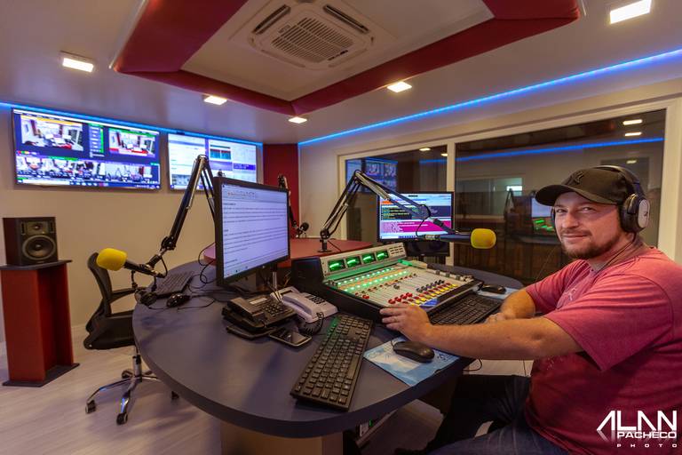 Locutor: Leandro Augusto