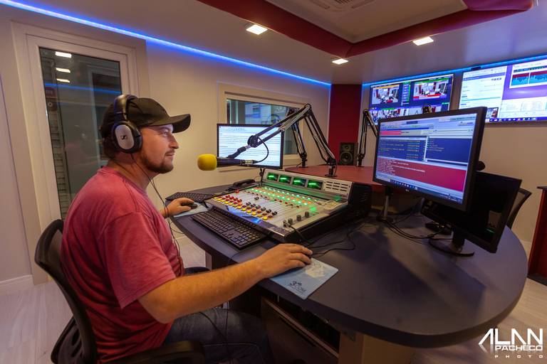 Locutor: Leandro Augusto