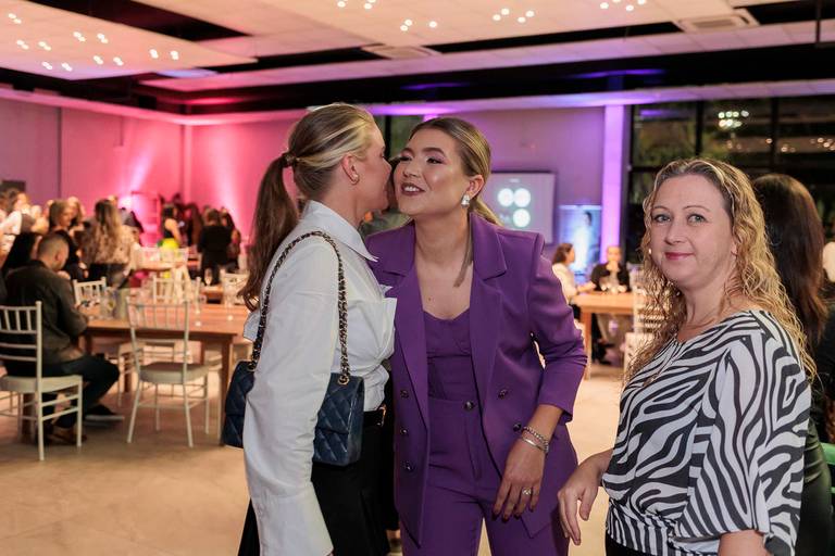 Fotografia de evento; Evento Corporativo; Fotografo de Evento; Alethea Geremia; Unimed; Anjos São Leopoldo; Marilia Toson;