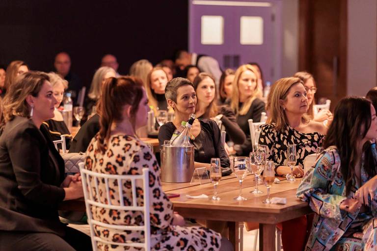 Fotografia de evento; Evento Corporativo; Fotografo de Evento; Alethea Geremia; Unimed; Anjos São Leopoldo; Marilia Toson;