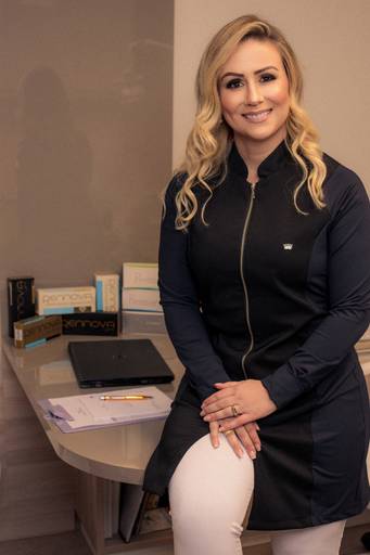 Ensaio feminino; Fotografia feminina; Celina Munhoz; Novo Hamburgo; Fotografia Lifestyle; Camarim Madri; Adriana Krieger; Manu Garcia; Retrato Corporativo; Fotografia Profissional; Fotografia de Produto;