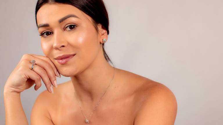 Ensaio feminino; Fotografia feminina; Celina Munhoz; Novo Hamburgo; Fotografia Lifestyle; Camarim Madri; Adriana Krieger; Manu Garcia; Retrato Corporativo; Fotografia Profissional; Fotografia de Produto;