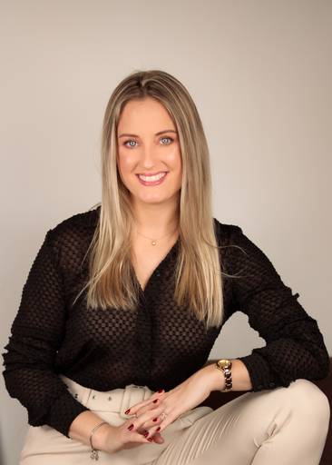 Ensaio feminino; Fotografia feminina; Celina Munhoz; Novo Hamburgo; Fotografia Lifestyle; Camarim Madri; Adriana Krieger; Manu Garcia; Retrato Corporativo; Fotografia Profissional; Fotografia de Produto;