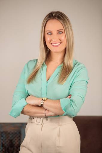 Ensaio feminino; Fotografia feminina; Celina Munhoz; Novo Hamburgo; Fotografia Lifestyle; Camarim Madri; Adriana Krieger; Manu Garcia; Retrato Corporativo; Fotografia Profissional; Fotografia de Produto;