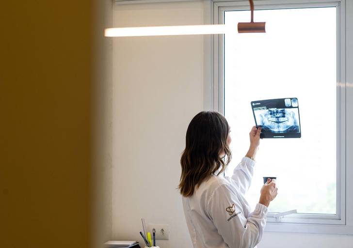 Dra Samara - Odontologia
