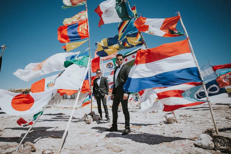 Uyuni Salt flats photoshoot Bolivia