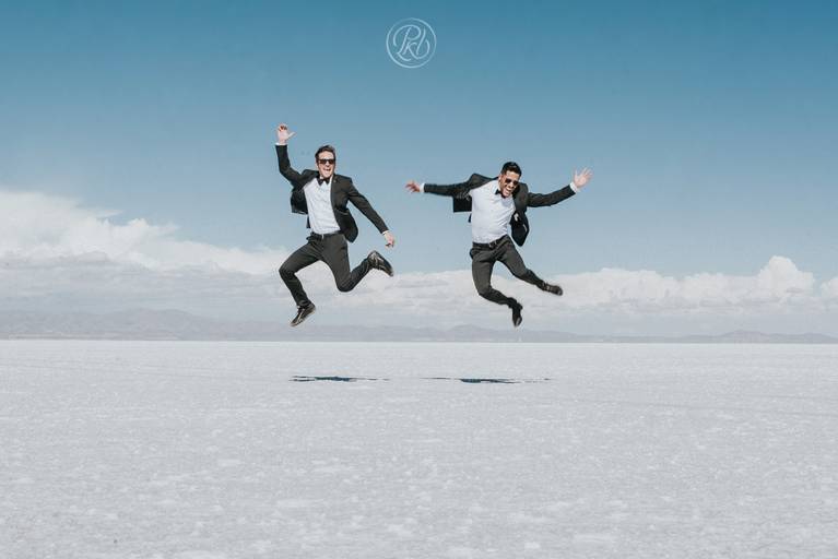 Uyuni Salt flats photoshoot Bolivia