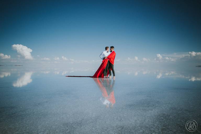 Uyuni Salt flats photoshoot Bolivia, mirror reflection 