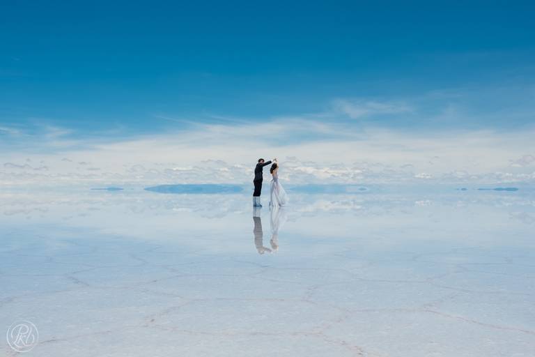 Uyuni Salt flats photoshoot Bolivia, mirror reflection 