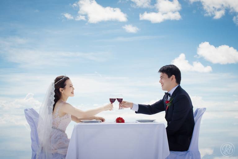Uyuni Salt flats photoshoot Bolivia