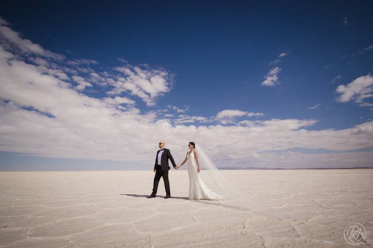 wedding photographer salar de uyuni Fotografo de bodas bolivia, fotografa boliviana, fotografo profesional, fotografo boliviano, salar de uyuni bolivia 