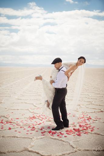 wedding photographer salar de uyuni Fotografo de bodas bolivia, fotografa boliviana, fotografo profesional, fotografo boliviano, salar de uyuni bolivia 
