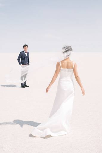 Uyuni Salt flats photoshoot Boliviawedding photographer salar de uyuni Fotografo de bodas bolivia, fotografa boliviana, fotografo profesional, fotografo boliviano, salar de uyuni bolivia 