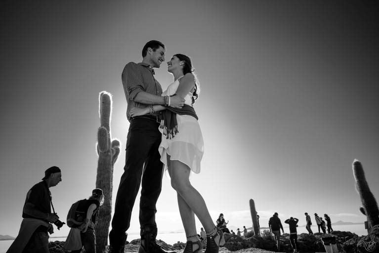 Uyuni Salt flats photoshoot Bolivia fotografo de bodas la paz bolivia wedding photographer salar de uyuni 
