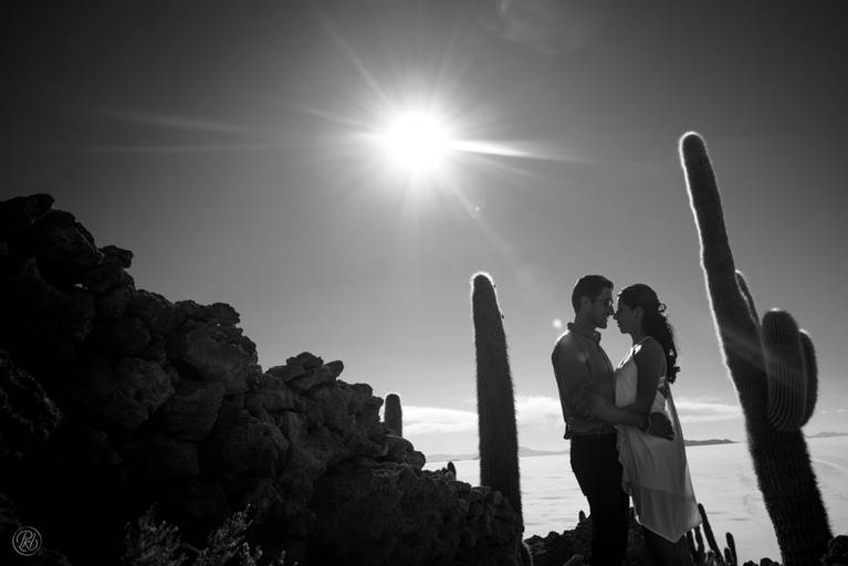 Uyuni Salt flats photoshoot Bolivia fotografo de bodas la paz bolivia wedding photographer salar de uyuni 