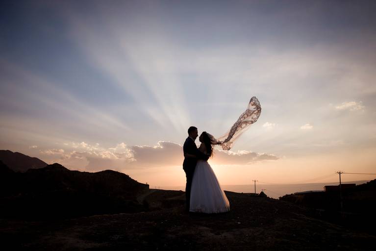 Sesion Postboda Bolivia Trash the dress fotografo de bodas la paz bolivia 