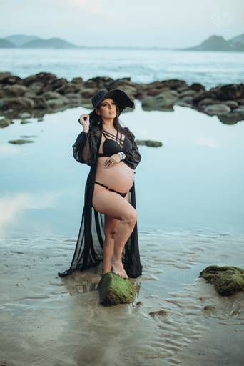 Ensaio fotografico gestante fotos externas pela fotografa premiada nayara andrade de santos litoral de sao paulo fotos com arte criatividade e naturais com amor e emoçao foto para gravidas pae e mae inspiracao ensaio gestante