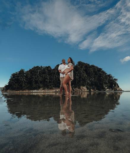 Ensaio fotografico gestante fotos externas pela fotografa premiada nayara andrade de santos litoral de sao paulo fotos com arte criatividade e naturais com amor e emoçao foto para gravidas pae e mae inspiracao ensaio gestante