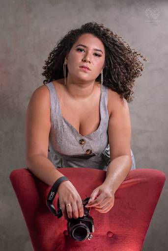 Fotografia para empresarios e empreendedores foto retratos profissionais para posicionamento de marca feitos pela fotografa e artista nayara andrade premiada internacionalmente posicionamento de imagem e branding em santos atraves da fotografia