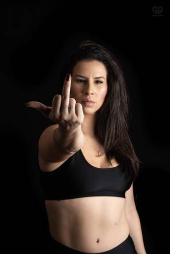 Ensaio feminino feito para mulheres empreendedoras com personalidade forte fotos para redes sociais  e  midias palestras mulheres donas de si trabalho feito pela fotografa premiada nayara andrade