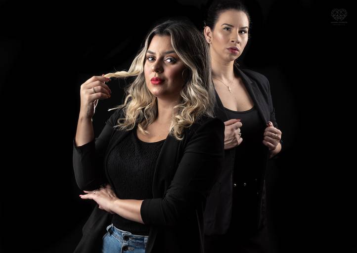 Ensaio feminino feito para mulheres empreendedoras com personalidade forte fotos para redes sociais  e  midias palestras mulheres donas de si trabalho feito pela fotografa premiada nayara andrade