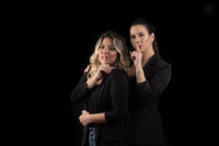 Ensaio feminino feito para mulheres empreendedoras com personalidade forte fotos para redes sociais  e  midias palestras mulheres donas de si trabalho feito pela fotografa premiada nayara andrade