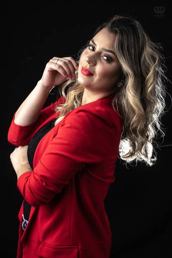 Ensaio feminino feito para mulheres empreendedoras com personalidade forte fotos para redes sociais  e  midias palestras mulheres donas de si trabalho feito pela fotografa premiada nayara andrade