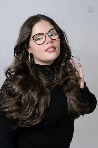 Fotografia para empresarios e empreendedores foto retratos profissionais para posicionamento de marca feitos pela fotografa e artista nayara andrade premiada internacionalmente posicionamento de imagem e branding em santos atraves da fotografia