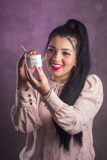 Fotos paras posicionamento de marca de empresa de manicure maluca divas nails para manicures  Fotos profissional feia pela fotografa premiada Nayara Andrade de santos litoral de sao paulo