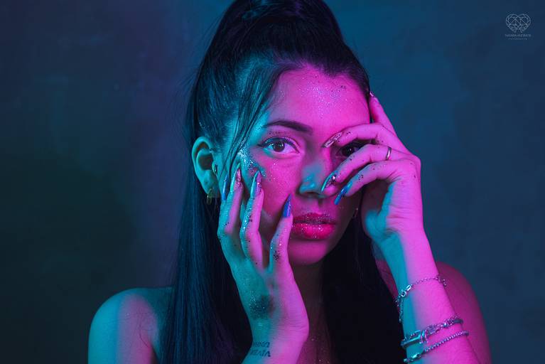 Fotos paras posicionamento de marca de empresa de manicure maluca divas nails para manicures  Fotos profissional feia pela fotografa premiada Nayara Andrade de santos litoral de sao paulo