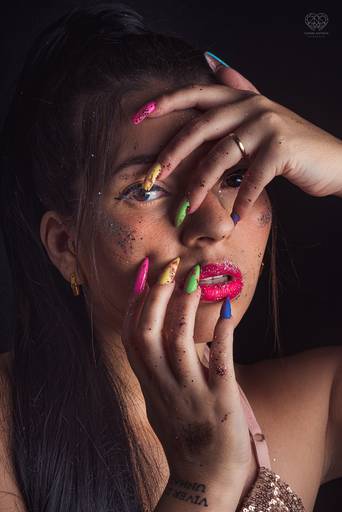 Fotos paras posicionamento de marca de empresa de manicure maluca divas nails para manicures  Fotos profissional feia pela fotografa premiada Nayara Andrade de santos litoral de sao paulo