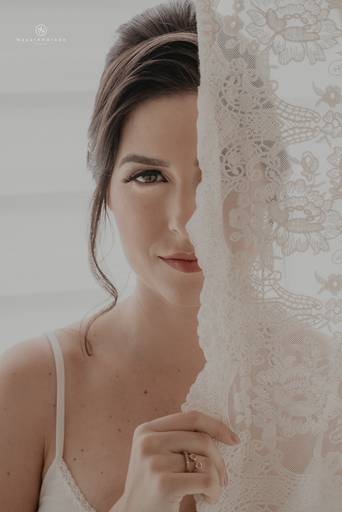 Fotografa mundialmente premiada com fotografias de casamento de impacto com arte emoçao foto de noivas e noivos diferenciado Nayara Andrade fotografia de Santos para Sao Paulo com pre wedding e destination wedding. Imagens incriveis de casamento