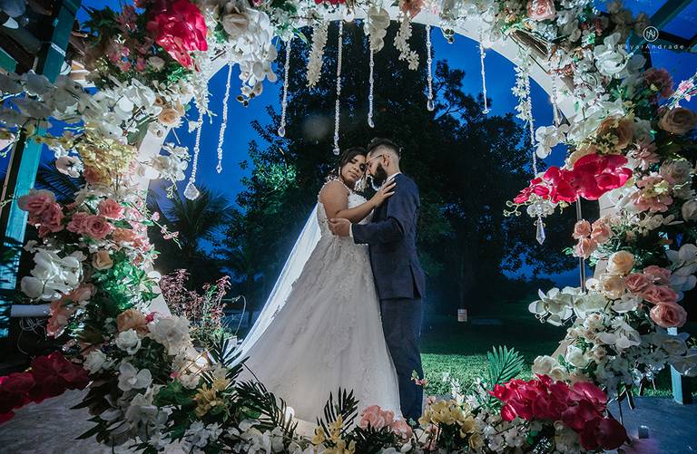 Fotografao Nayara Andrade do litoral de Sao Paulo em Santos com selo top of mind em qualidade premios internacionais fotografa mais premiada da regiao e mais bem conceituada entre os clientes e critica arte e sensibilidade em fotografias unicas