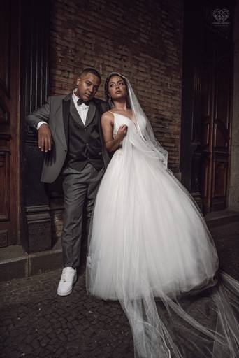 Fotografa mundialmente premiada com fotografias de casamento de impacto com arte emoçao foto de noivas e noivos diferenciado Nayara Andrade fotografia de Santos para Sao Paulo com pre wedding e destination wedding. Imagens incriveis de casamento