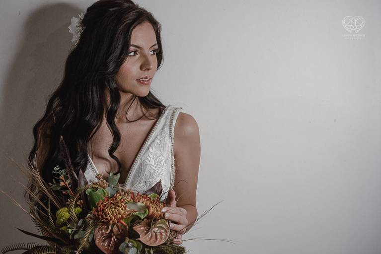 Fotografa mundialmente premiada com fotografias de casamento de impacto com arte emoçao foto de noivas e noivos diferenciado Nayara Andrade fotografia de Santos para Sao Paulo com pre wedding e destination wedding. Imagens incriveis de casamento