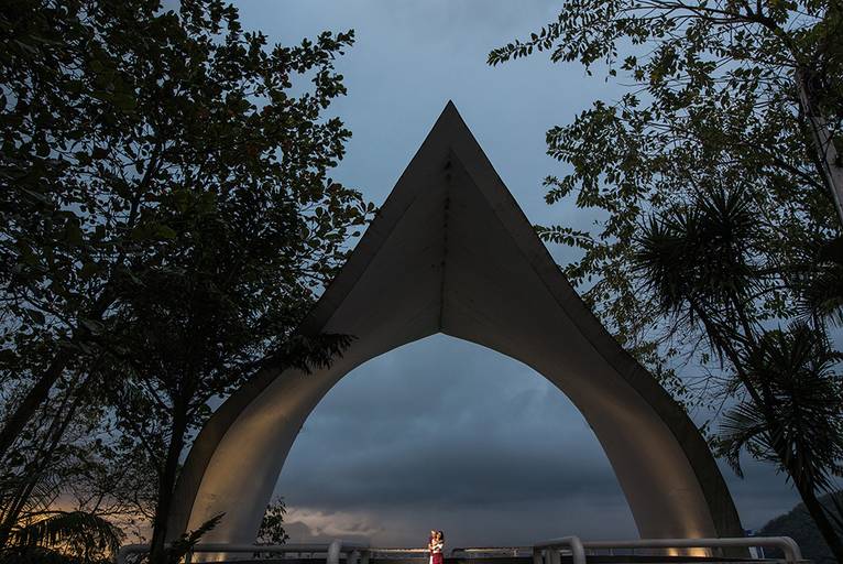 Portfolio Nayara Andrade fotografa do litoral de sao paulo com mais de 25 premios internacionais indicada ao oscar da fotografia em 2018 e premio top of mind brasil 2018 com fotos surpreendentes original e diferenciadas para cada casal