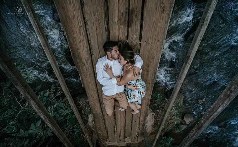 Portfolio Nayara Andrade fotografa do litoral de sao paulo com mais de 25 premios internacionais indicada ao oscar da fotografia em 2018 e premio top of mind brasil 2018 com fotos surpreendentes original e diferenciadas para cada casal