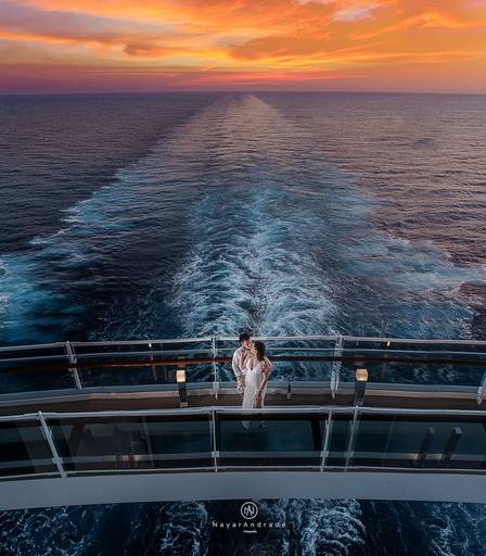 Fotografa mundialmente premiada com fotografias de casamento de impacto com arte emoçao foto de noivas e noivos diferenciado Nayara Andrade fotografia de Santos para Sao Paulo com pre wedding e destination wedding. Imagens incriveis de casamento