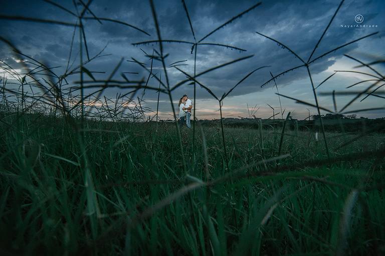 Fotografao Nayara Andrade do litoral de Sao Paulo em Santos com selo top of mind em qualidade premios internacionais fotografa mais premiada da regiao e mais bem conceituada entre os clientes e critica arte e sensibilidade em fotografias unicas
