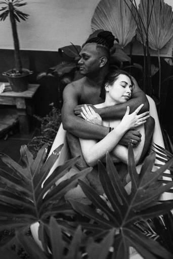 Fotografa mundialmente premiada com fotografias de casamento de impacto com arte emoçao foto de noivas e noivos diferenciado Nayara Andrade fotografia de Santos para Sao Paulo com pre wedding e destination wedding. Imagens incriveis de casamento